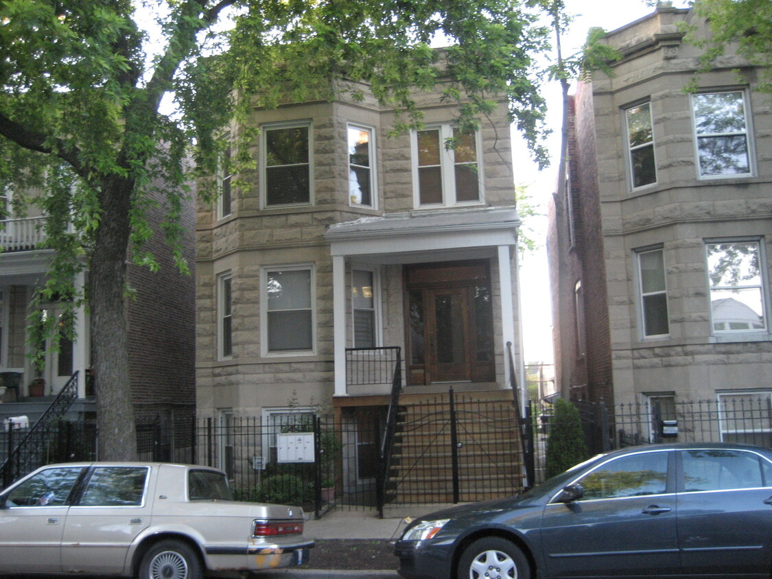 Primary Photo - 2444 W Haddon Ave