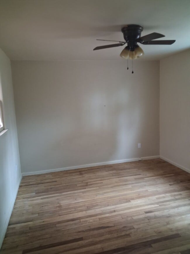 Foto del edificio - 409 S Avenue H