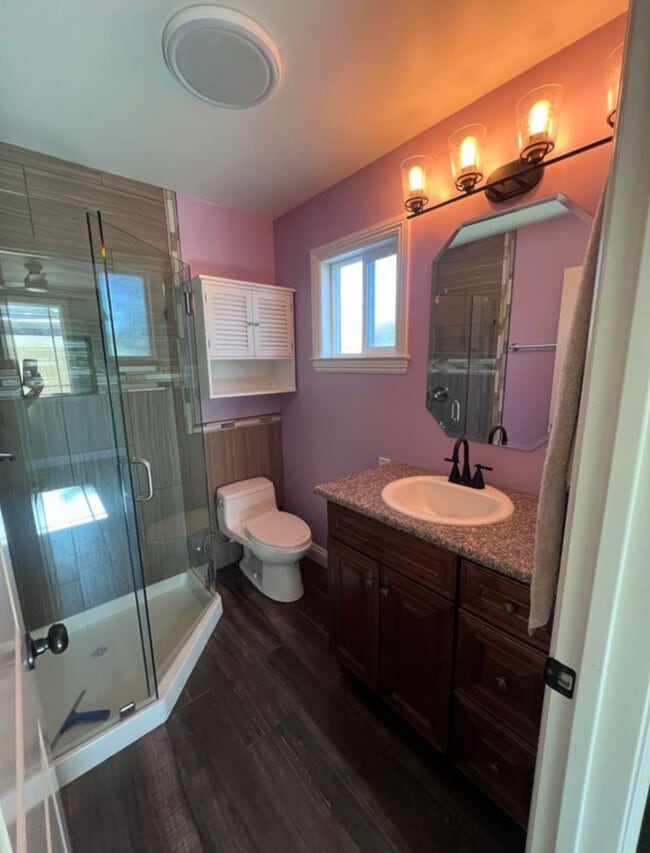 Foto del edificio - 28823 Kenroy Ave