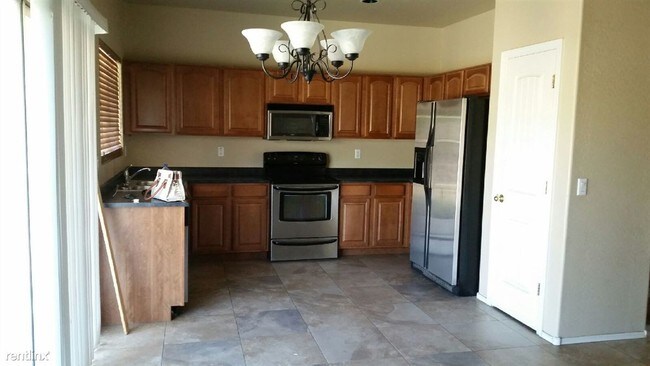 Building Photo - 5 br, 2.5 bath House - 6919 S 50th Dr