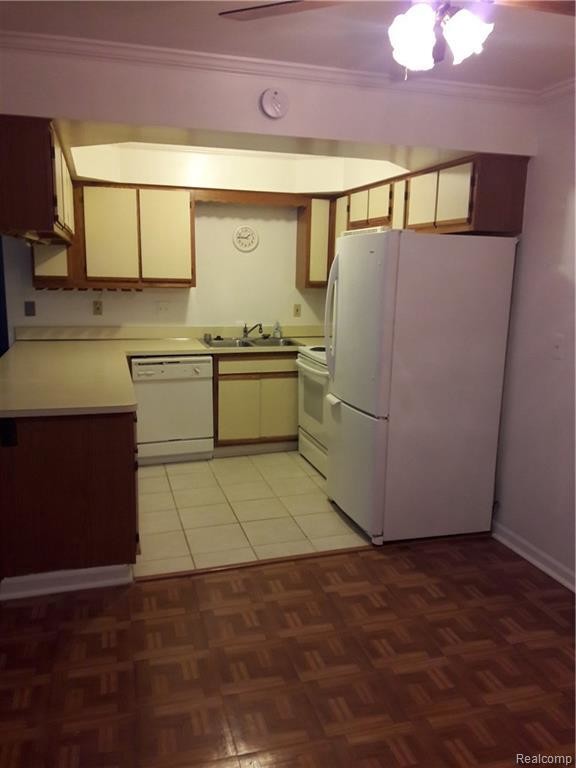 Building Photo - 30602 Oakridge Manor Dr