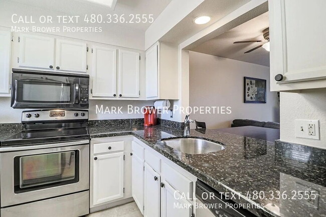 Building Photo - 7474 E Earll Dr