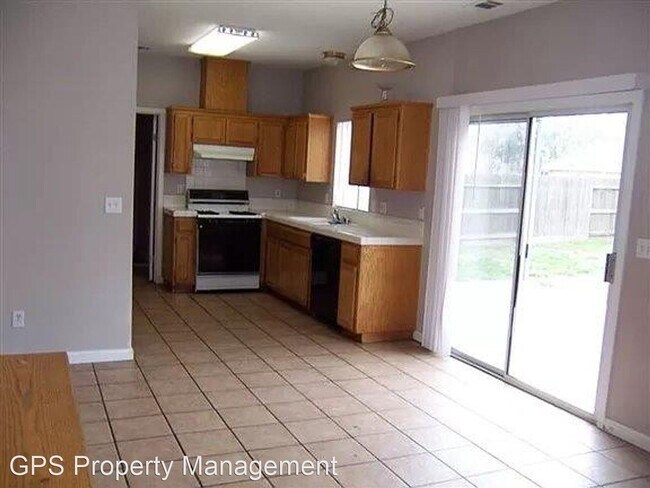 Building Photo - 5 br, 3 bath House - 2159 Napa River