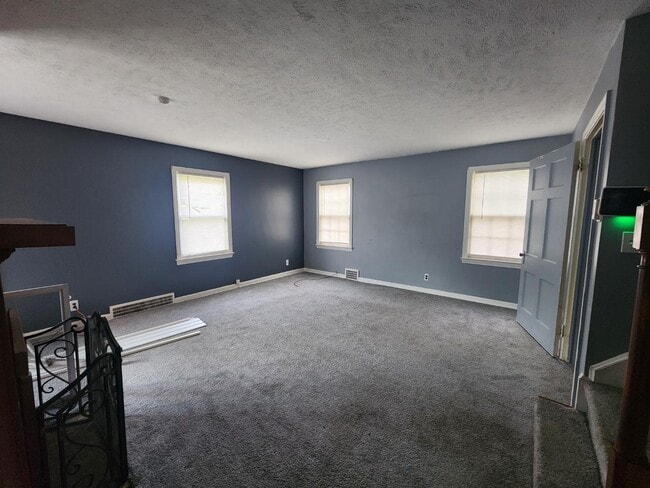 Building Photo - 17204 Walden Ave