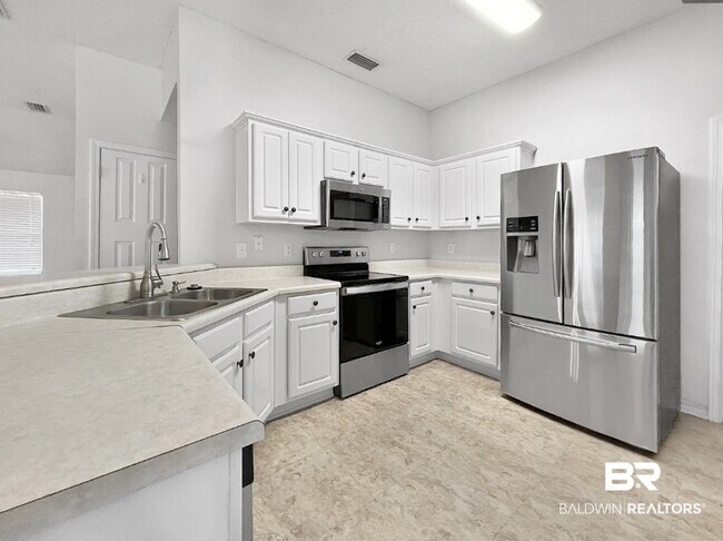 Foto del edificio - 154 Cypress Ln