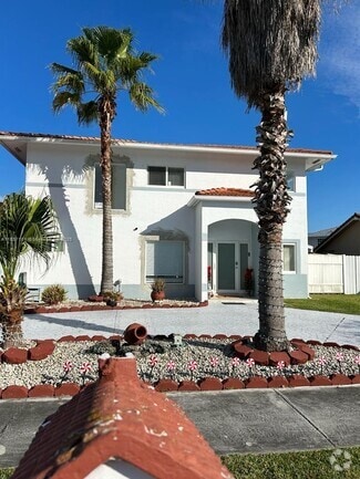Building Photo - 12923 SW 207th Terrace