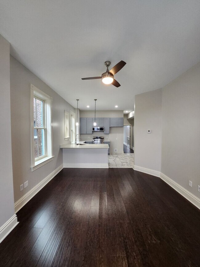 Foto del edificio - Newly Renovated One Bedroom Available
