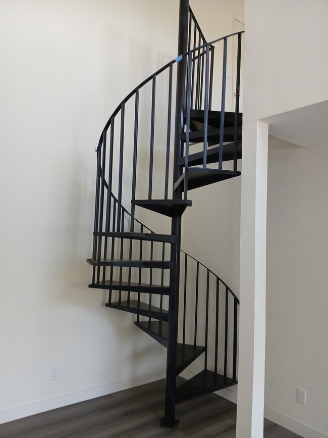 Foto del edificio - 11205 Peach Grove St