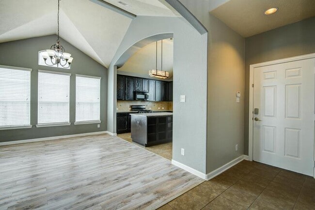 Building Photo - 122 Bright Brook Ln