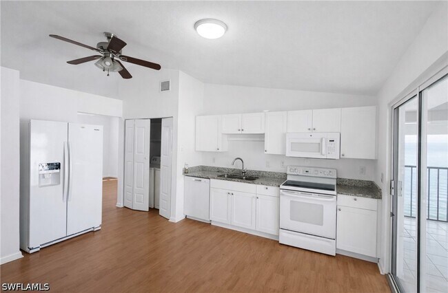 Foto del edificio - 5424 16th Pl SW