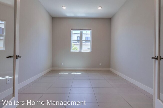 Building Photo - 4 br, 4.5 bath House - 6132 Seafaring Way