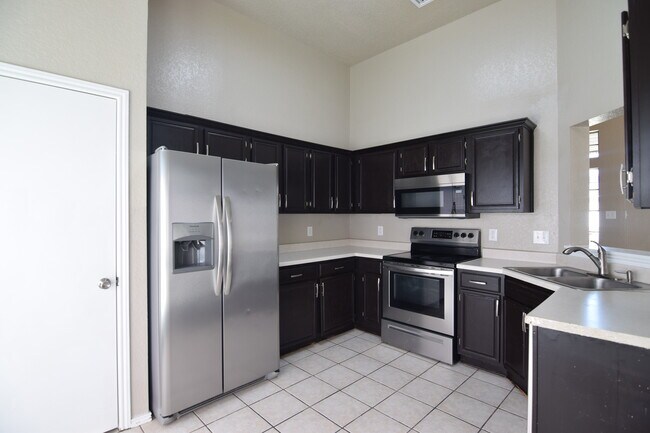 Foto del edificio - 2408 Bluebonnet Dr