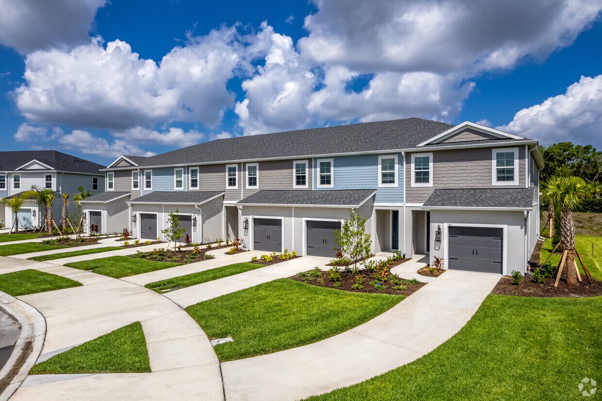 Martinique at Lakewood Ranch Apartments at 3642 Caravelle St Sarasota