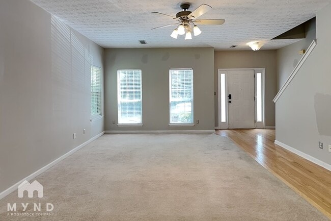 Building Photo - 942 Tree Creek Pkwy
