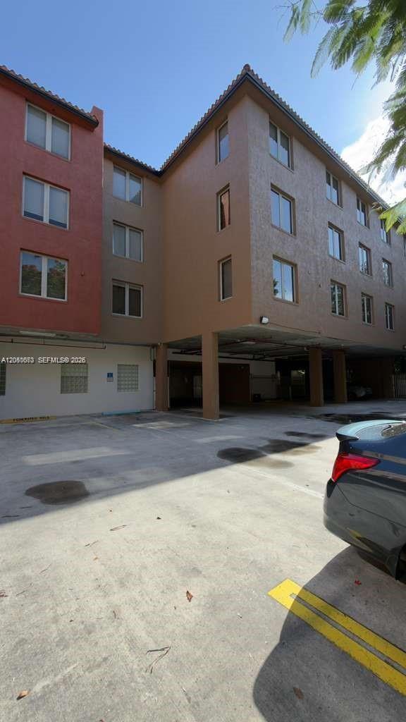 Foto del edificio - 2630 SW 28th St