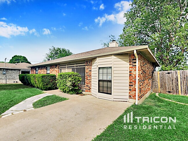 Foto del edificio - 7828 Texridge Dr