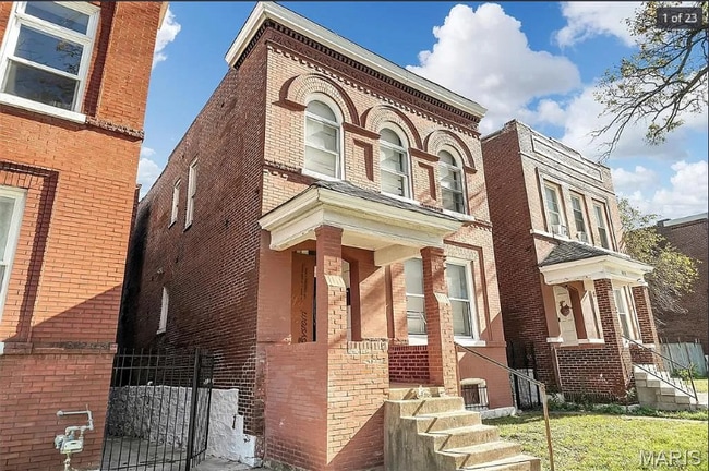 Building Photo - 2648 California Ave