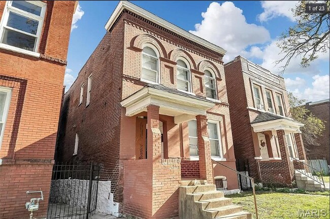 Foto del edificio - 2648 California Ave