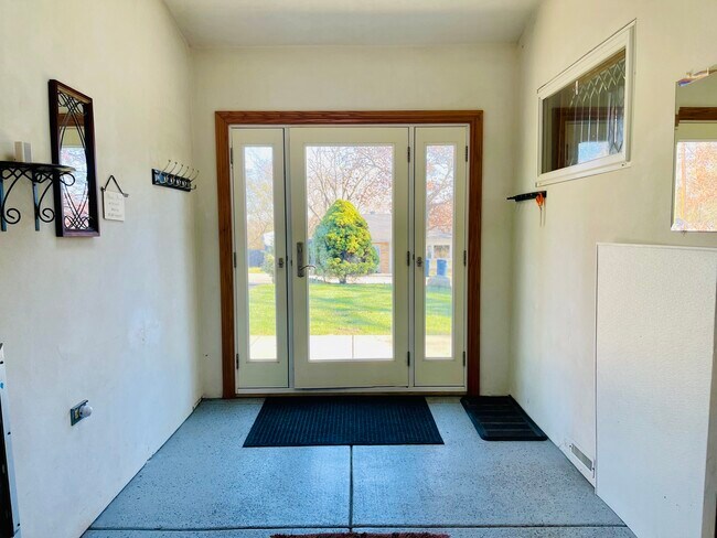 Foto del edificio - 37020 N Helen Dr