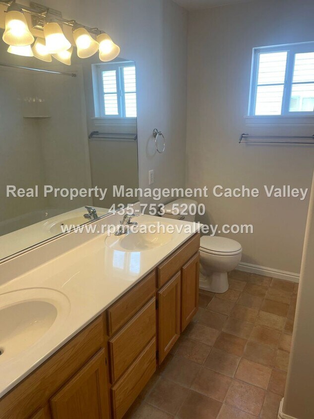 Foto principal - 328 280 N