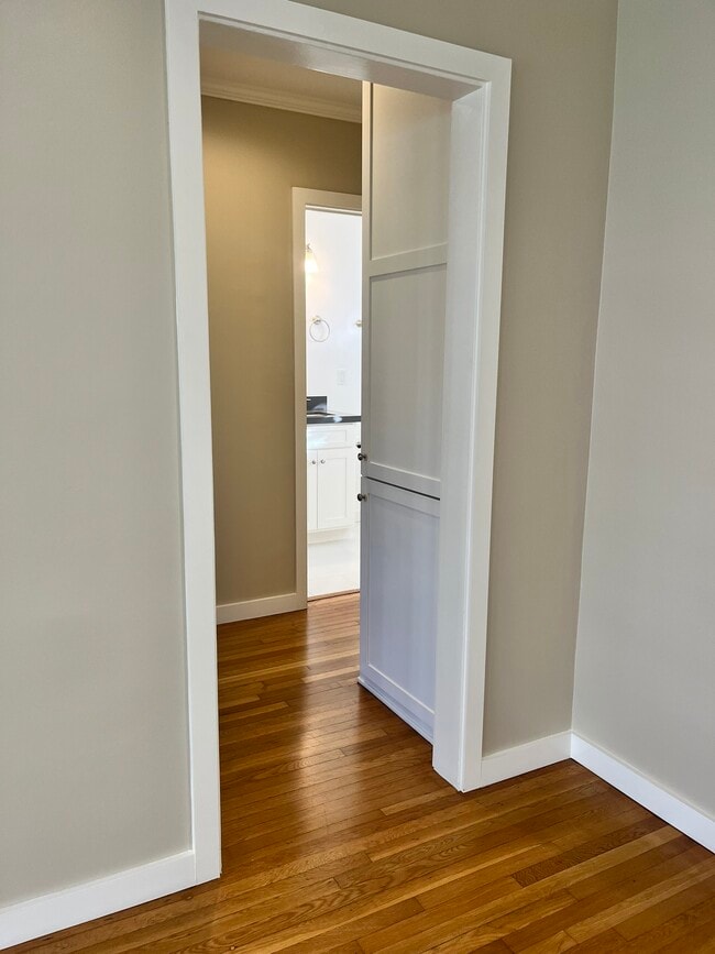 Building Photo - 15702 Brighton LLC B