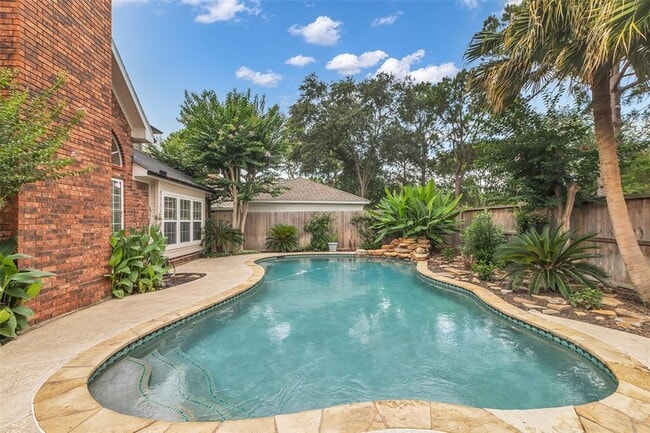 Building Photo - 7302 Palisades Heights Dr