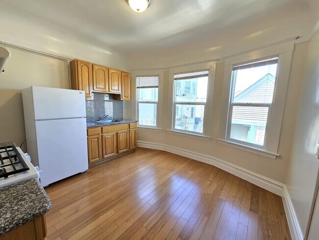 Foto del edificio - 1042 Irving St