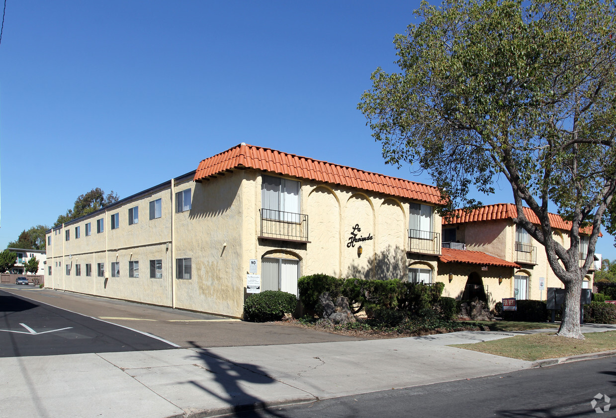 Building Photo - La Hacienda Apartments