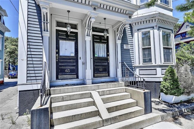 Building Photo - 61 Chapin Ave