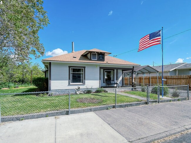 Building Photo - 265 W Main St