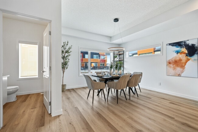 Building Photo - 1534 Bayside Av SW