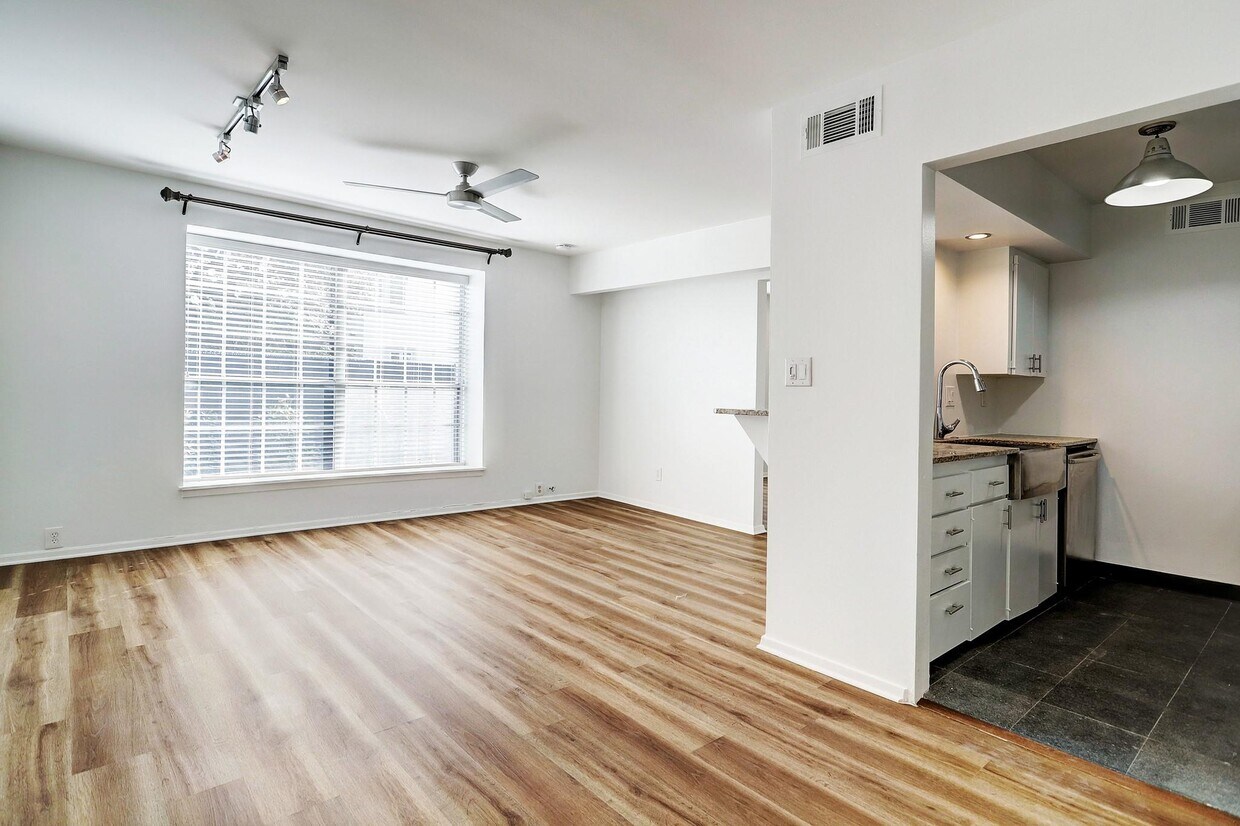 5353 Institute Ln Unit 26, Houston, TX 77005 Condo for Rent in