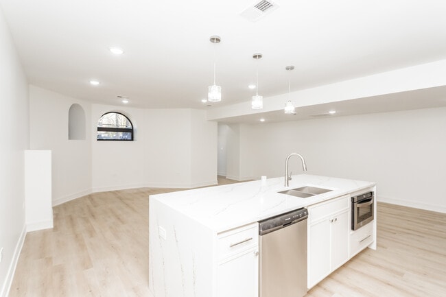 Foto del edificio - 3638 S King Dr