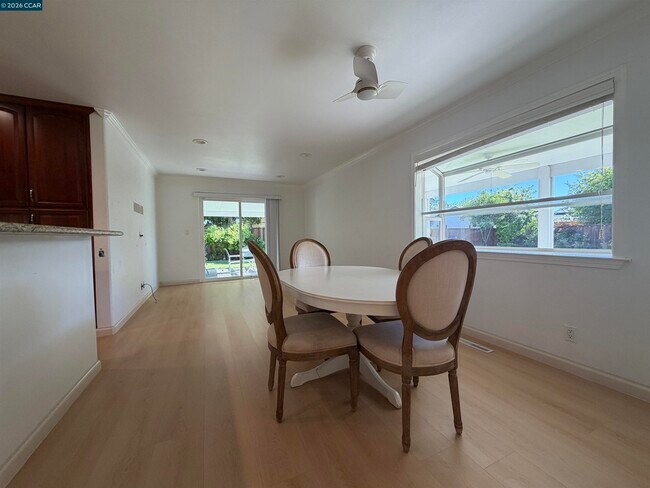 Foto del edificio - 397 Ann Ct