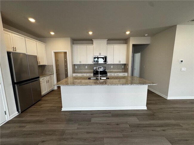 Building Photo - 2357 Whitworth St