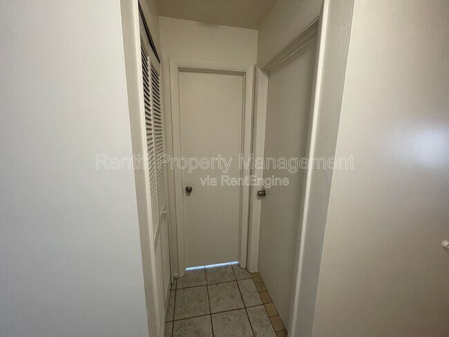 Foto del edificio - 805 SE 24th Ave