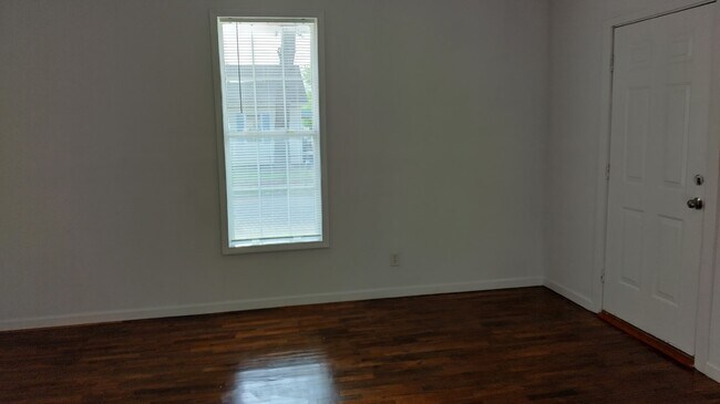 Foto del edificio - 3701 Dubose St SW