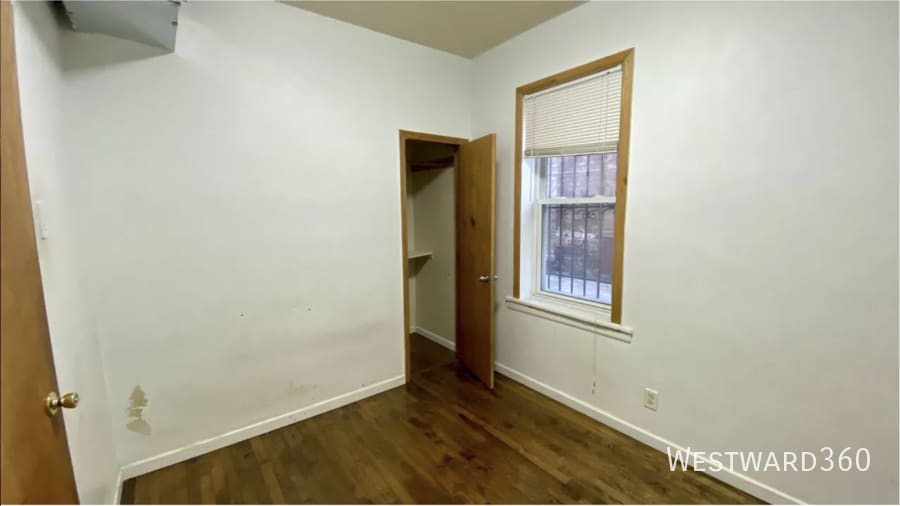 Building Photo - 4833 Montana-1