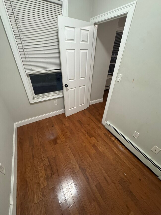 Foto del edificio - 12 Chelsea St