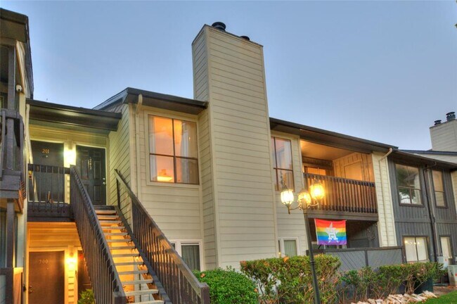 Foto del edificio - 9009 Richmond Ave.