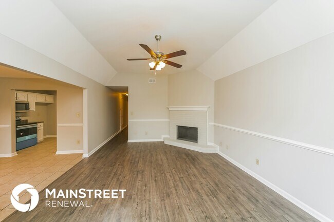 Foto del edificio - 215 Guthrie Dr