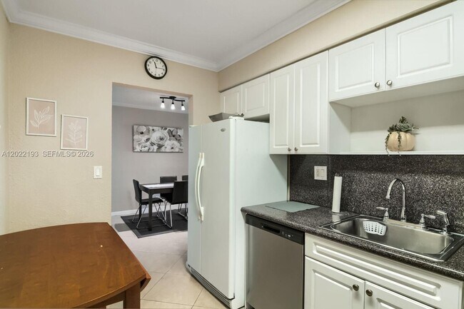 Foto del edificio - 2501 S Ocean Dr