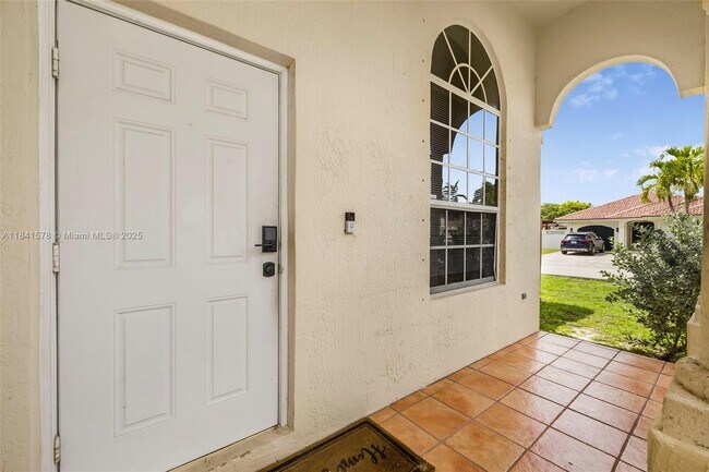Foto del edificio - 3363 SW 154th Ct