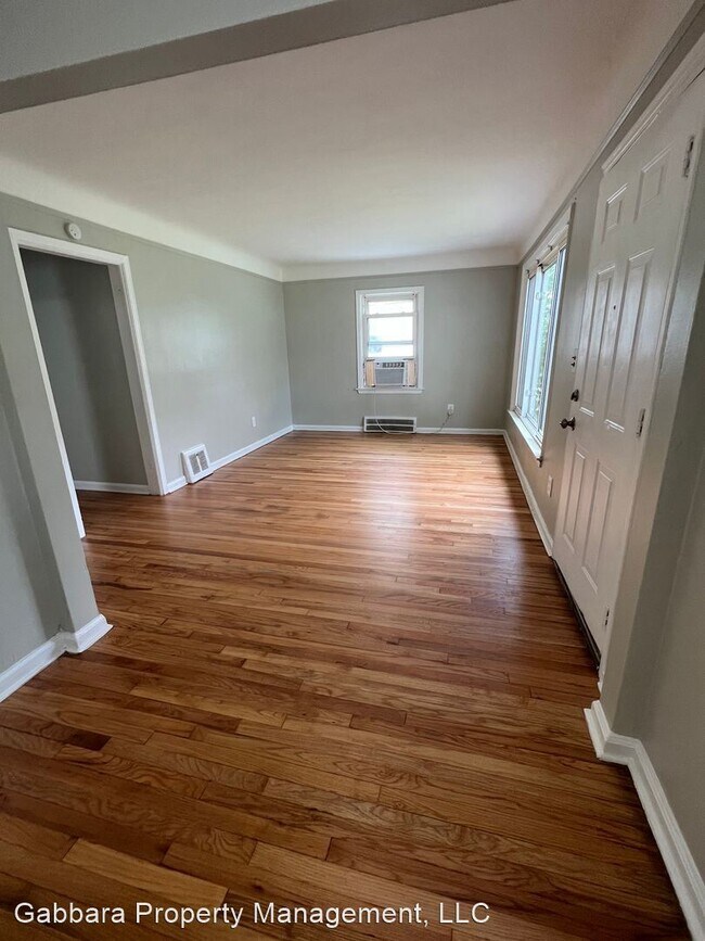 Foto del edificio - 3 br, 1 bath House - 18778 Woodcrest St