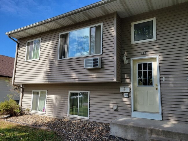 Foto del edificio - 5 Bedroom Duplex Unit