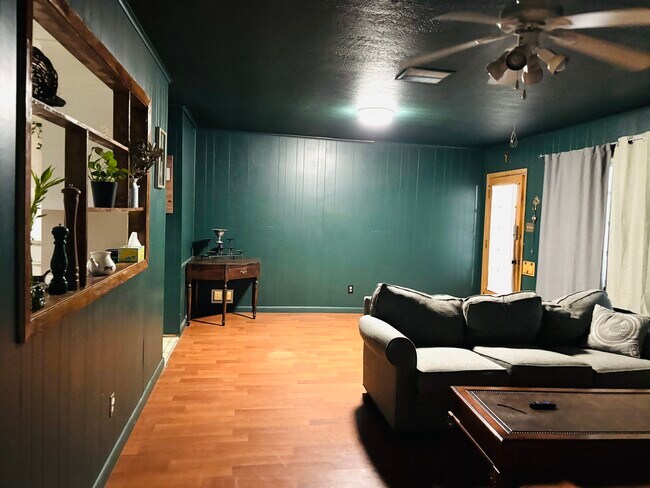Foto del edificio - 4901 Timber Ln