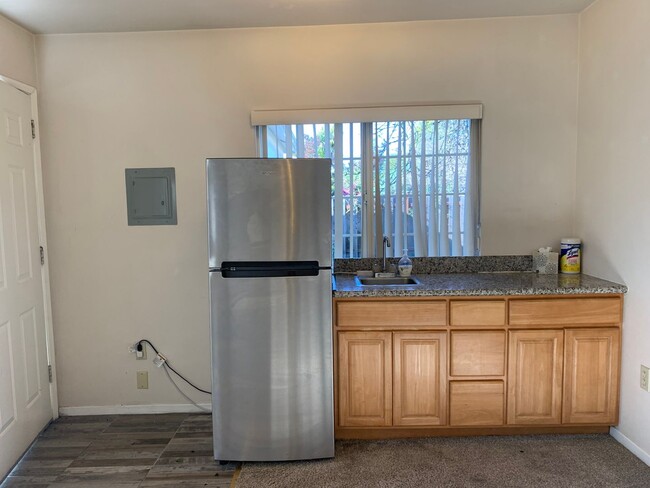 Building Photo - Wonderful Studio+ in El Cerrito