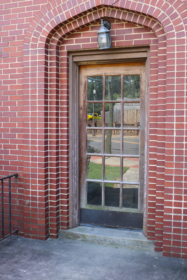 Front Door - Edgewood Terrace Apartments