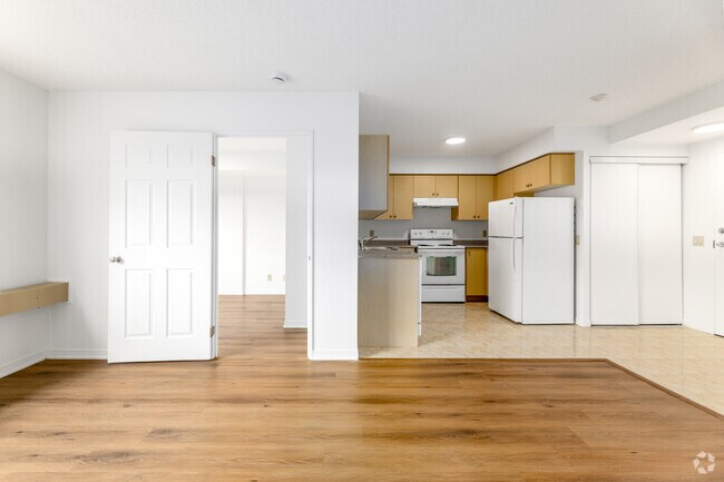1 chambre, 1 salle de bain - 640 pi² - Salon - 333 Sidney Belsey Cres