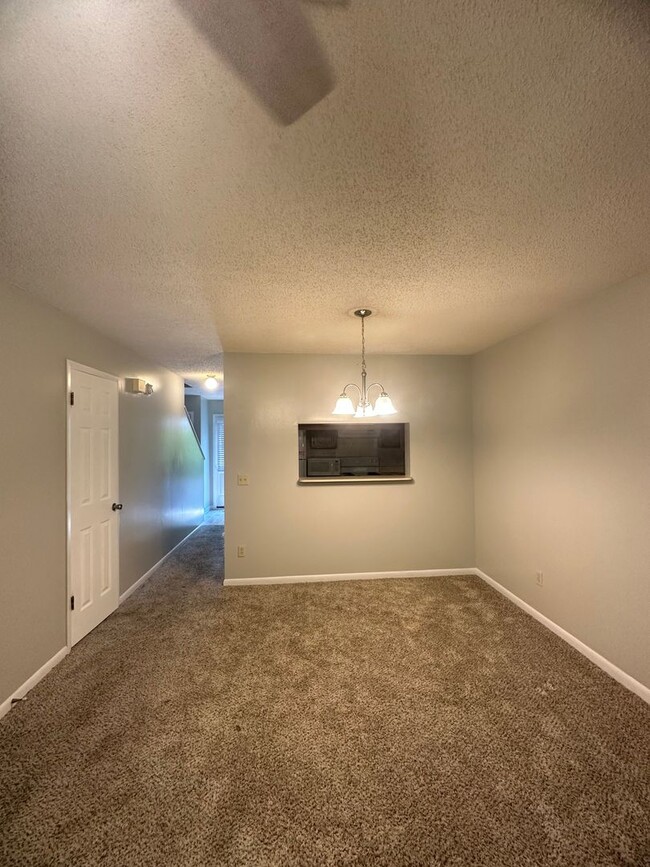 Building Photo - Rolling Acres -